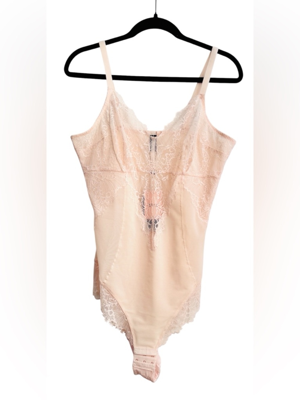 Pinsy Smoothing Lace Shapewear Bodysuit in Whisper Pink, Size 1X - NWT - Picture 4 of 12